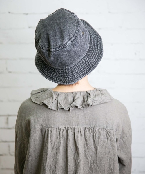 無（ム）の「デニムバケットハット（ハット・レディース・ブラック/ネイビー・FREE）」の6枚目の写真