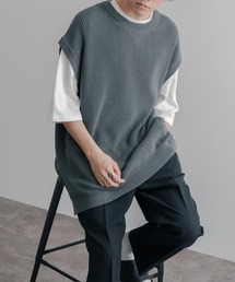 サイドスリットニットベスト