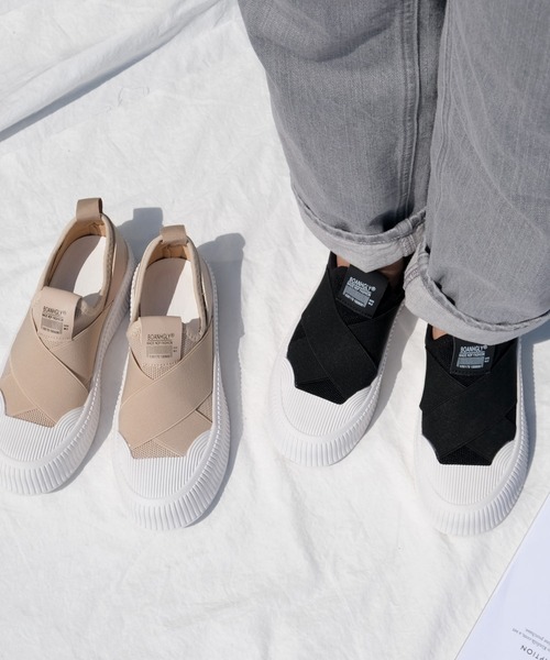 AmiAmi（アミアミ）の「クロスゴムデザイン厚底スリッポンスニーカー（スニーカー・レディース・ブラック/ベージュ/グレー/カーキ/ライトグレー・22.5cm/23cm/23.5cm/24cm/24.5cm）」の20枚目の写真