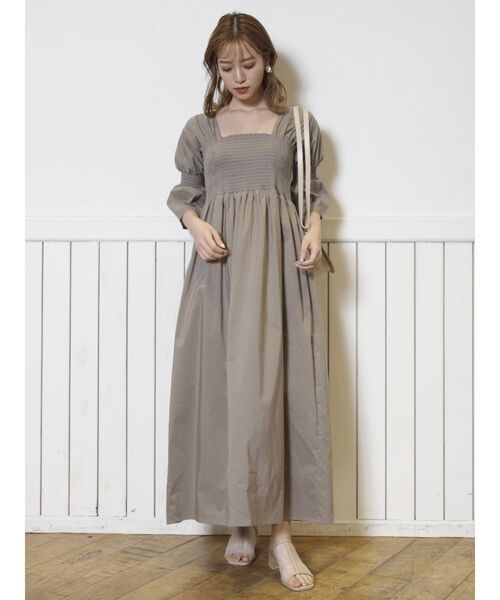 セール シャーリングギャザーフレアワンピース ワンピース Dazzlin ダズリン のファッション通販 Zozotown