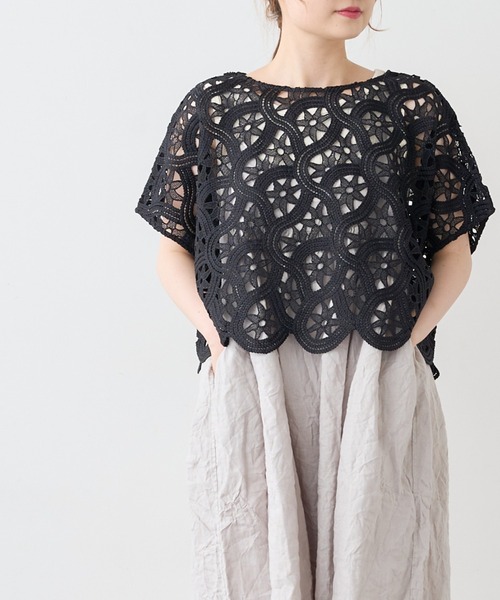 PUAL CE CIN(ピュアルセシン)の「カギ針編み調レースブラウス(シャツ/ブラウス・レディース・グレー/ベージュ/ブラック・FREE)」の8枚目の写真