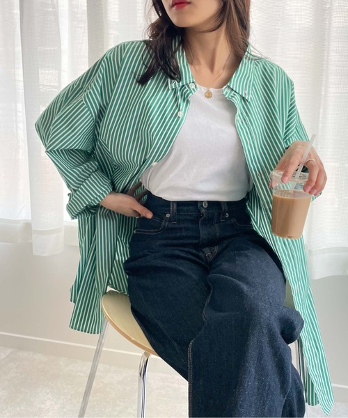 WEGO(ウィゴー)の「WEGO/ビッグボタンダウンシャツ(シャツ/ブラウス・メンズ・ホワイト/ベージュ/インディゴブルー/ライトインディゴブルー/ブルー系その他/ブルー系その他4/グリーン系その他4/その他4/その他1/その他2/その他3・MEDIUM/LARGE)」の4枚目の写真