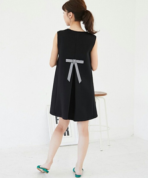 M y u（ミュー）の「バックリボンボンディングノースリーブワンピース（ワンピース・レディース・ブラック/ブラック×ホワイト・SMALL/MEDIUM）」の10枚目の写真