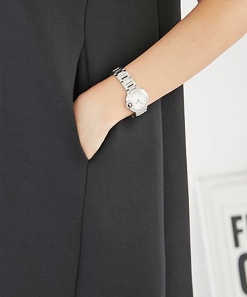 M y u（ミュー）の「バックリボンボンディングノースリーブワンピース（ワンピース・レディース・ブラック/ブラック×ホワイト・SMALL/MEDIUM）」の16枚目の写真