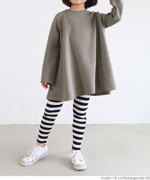 coca(coca)(コカ)の「\\新色登場//キッズ エンボスAラインチュニック(Tシャツ/カットソー・キッズ・ブラック/ピンク/ダークベージュ/ピンク系その他/チャコールグレー・100/110/120/130)」の20枚目の写真