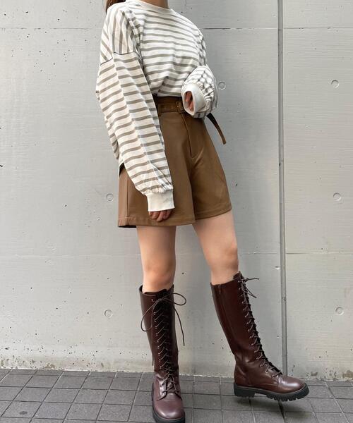 INGNI(イング)の「レースアップロング/トラックソールブーツ(ブーツ・レディース・ブラウン/ブラック・M/L)」の3枚目の写真