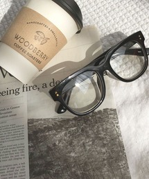WIDE FRAME GLASSES