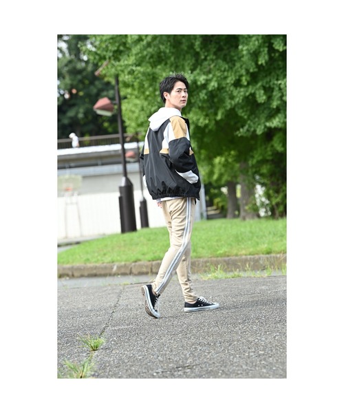 KANGOL（カンゴール）の「KANGOL カンゴール 配色切替 トラックジャケット ビックシルエット（ナイロンジャケット・メンズ・グリーン/ベージュ・M/L/XL）」の5枚目の写真