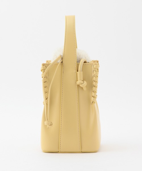 ROPE'(ロペ)の「【ボア巾着取り外し可能】ファーリードロストバケットミニショルダーバッグ(ショルダーバッグ・レディース・オフホワイト/イエロー・FREE)」の9枚目の写真