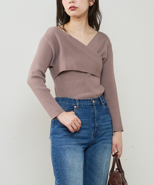 natural couture(ナチュラルクチュール)の「【WEB限定】2WAYねじねじカシュクールニット(ニット/セーター・レディース・ブラック/グレー/アイボリー/ピンクベージュ・FREE)」の4枚目の写真