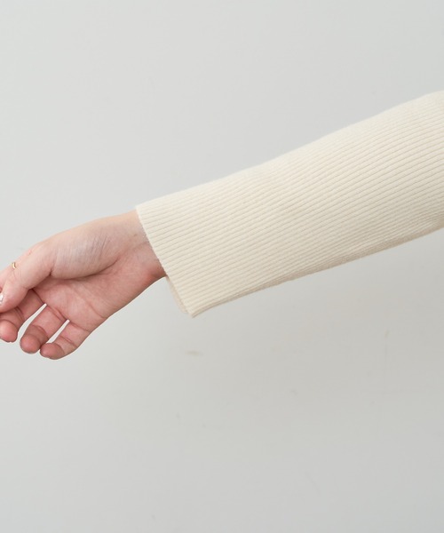 natural couture(ナチュラルクチュール)の「【WEB限定】2WAYねじねじカシュクールニット(ニット/セーター・レディース・ブラック/グレー/アイボリー/ピンクベージュ・FREE)」の7枚目の写真