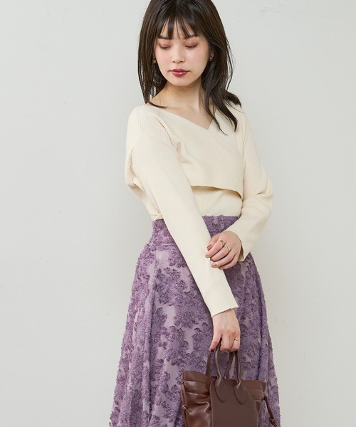 natural couture(ナチュラルクチュール)の「【WEB限定】2WAYねじねじカシュクールニット(ニット/セーター・レディース・ブラック/グレー/アイボリー/ピンクベージュ・FREE)」の5枚目の写真