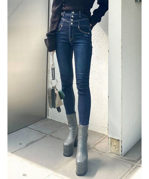 EMODA(エモダ)の「スイッチングハイウエストパギンス(デニムパンツ・レディース・ブラック/インディゴブルー・SMALL/MEDIUM/X-SMALL)」の9枚目の写真