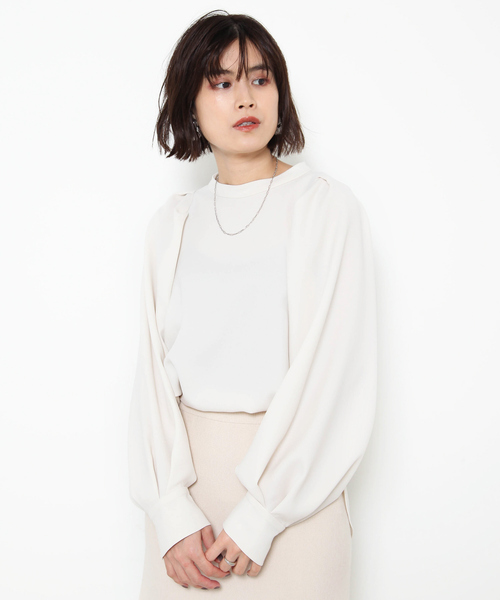Rouge vif（ルージュヴィフ）の「【セットアップ対応】ボリュームスリーブブラウス（シャツ/ブラウス・レディース・セージグリーン/ブラック/アイボリー・フリー）」の3枚目の写真