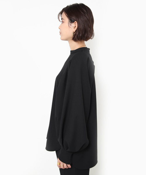 Rouge vif（ルージュヴィフ）の「【セットアップ対応】ボリュームスリーブブラウス（シャツ/ブラウス・レディース・セージグリーン/ブラック/アイボリー・フリー）」の6枚目の写真