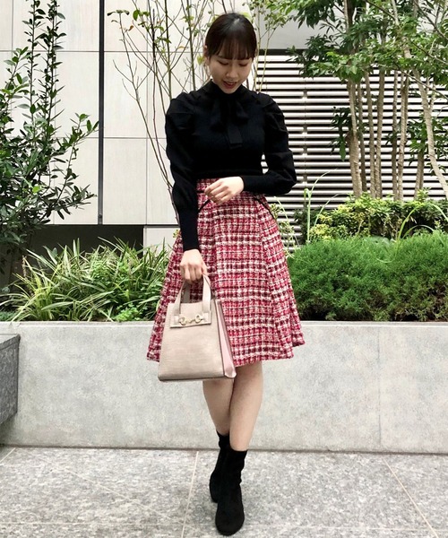 31 Sons de mode（トランテアン　ソン　ドゥ　モード）の「ラメツイードフレアスカート（スカート・レディース・ブラック/レッド/ラベンダー・38/36）」の14枚目の写真