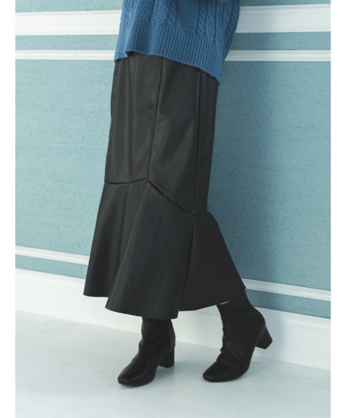 fifth calin(フィフスカラン)の「総ゴムレザーマーメイドスカート(スカート・レディース・ブラック/ブラウン・SMALL/MEDIUM)」の1枚目の写真