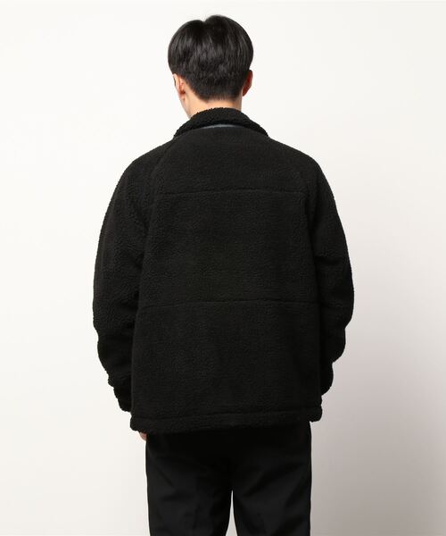 THRASHER（スラッシャー）の「HOMETOWN BOA FLEECE JACKET/スラッシャーモコモコボアフリースジャケット（ブルゾン・メンズ・ブラック/ベージュ・MEDIUM/X-LARGE/XX-LARGE/LARGE）」の3枚目の写真