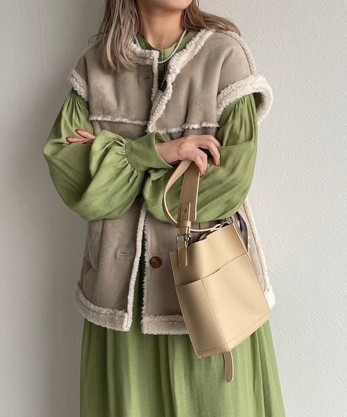 w closet（ダブルクローゼット）の「表面変化メッシュレース切替ギャザーワンピース（ワンピース・レディース・ライム/ブラック/キナリ・FREE）」の18枚目の写真