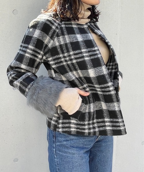 StyleSea（スタイルシー）の「ラビットファーノーカラージャケット（ノーカラージャケット・レディース・グリーン/ブラック/ブラック系・SMALL）」の6枚目の写真