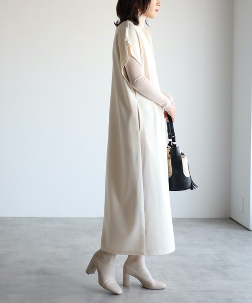 ap retro（アプレトロ）の「【選べる着丈・素材】ディープVネックジャンスカ / 深スリットワンピース（ワンピース・レディース・アイボリー/ブラック/グレー/グレイッシュベージュ/ベージュ/ブラック系その他/ホワイト系その他・FREE/LARGE）」の10枚目の写真