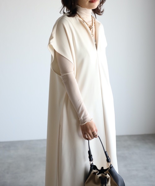 ap retro（アプレトロ）の「【選べる着丈・素材】ディープVネックジャンスカ / 深スリットワンピース（ワンピース・レディース・アイボリー/ブラック/グレー/グレイッシュベージュ/ベージュ/ブラック系その他/ホワイト系その他・FREE/LARGE）」の12枚目の写真