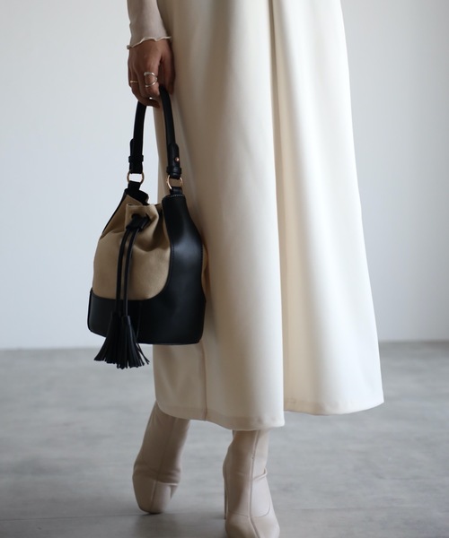 ap retro（アプレトロ）の「【選べる着丈・素材】ディープVネックジャンスカ / 深スリットワンピース（ワンピース・レディース・アイボリー/ブラック/グレー/グレイッシュベージュ/ベージュ/ブラック系その他/ホワイト系その他・FREE/LARGE）」の18枚目の写真