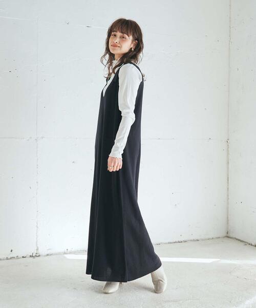 coen(コーエン)の「ハーフミラノニットサロペットワンピース(ワンピース・レディース・ベージュ/ネイビー・MEDIUM/LARGE)」の4枚目の写真