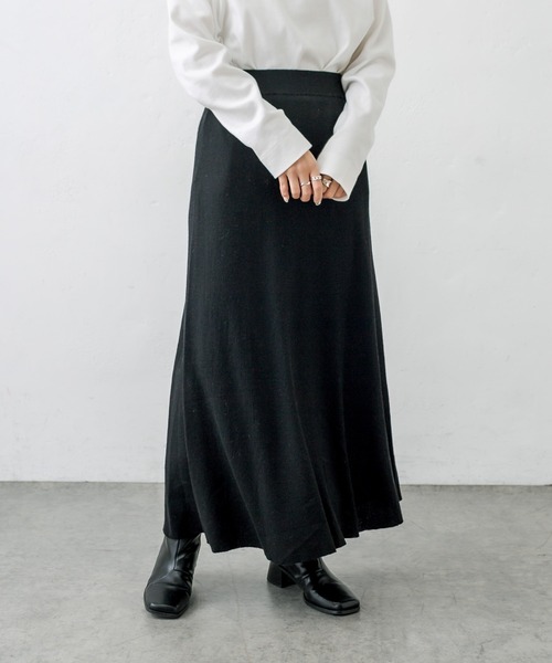 PUAL CE CIN(ピュアルセシン)の「ニットリブスカート(スカート・レディース・チャコールグレー/ブラック/モカ・FREE)」の2枚目の写真