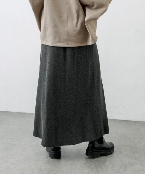 PUAL CE CIN(ピュアルセシン)の「ニットリブスカート(スカート・レディース・チャコールグレー/ブラック/モカ・FREE)」の21枚目の写真