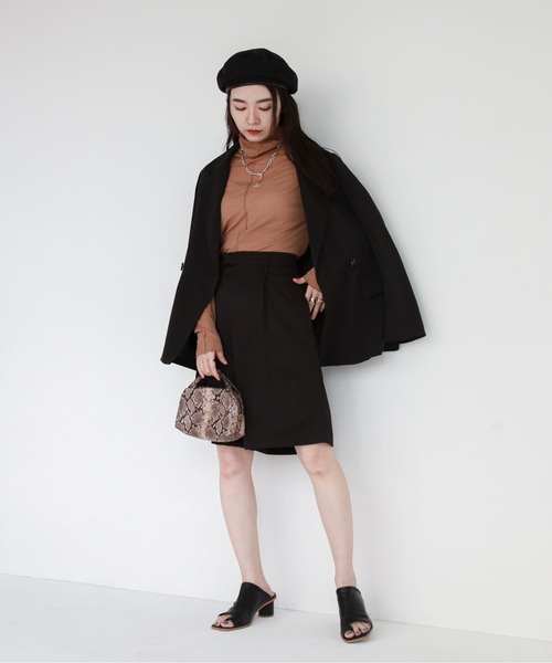 feepur（フェピュール）の「ワンタックハーフパンツ（その他パンツ・レディース・ブラック/アイボリー/モカ・MEDIUM）」の20枚目の写真