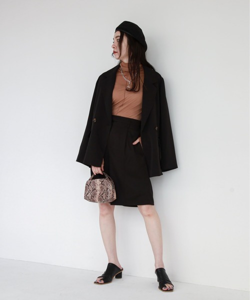 feepur（フェピュール）の「ワンタックハーフパンツ（その他パンツ・レディース・ブラック/アイボリー/モカ・MEDIUM）」の21枚目の写真