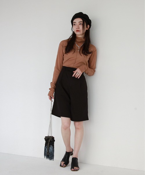 feepur（フェピュール）の「ワンタックハーフパンツ（その他パンツ・レディース・ブラック/アイボリー/モカ・MEDIUM）」の22枚目の写真