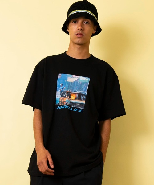1/F(イチエフ)の「【1/F】プリントT HARD LIFE(Tシャツ/カットソー・メンズ・ブラック/ホワイト/ベージュ・2/3/1)」の2枚目の写真