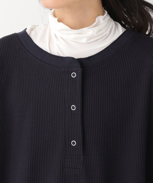 LEPSIM（レプシィム）の「【前後で着られる】2WAYワッフルポンチョ　259275（Tシャツ/カットソー・レディース・ネイビー/ピンク/アイボリー・FREE）」の12枚目の写真