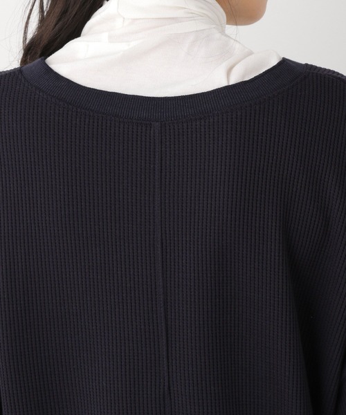 LEPSIM（レプシィム）の「【前後で着られる】2WAYワッフルポンチョ　259275（Tシャツ/カットソー・レディース・ネイビー/ピンク/アイボリー・FREE）」の15枚目の写真