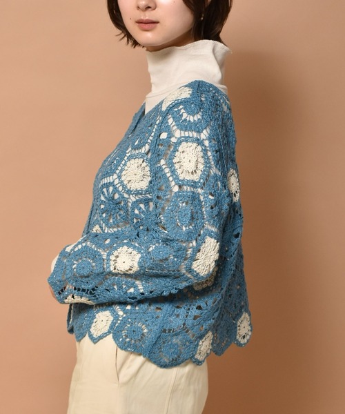 RETRO GIRL（レトロガール）の「カギ針2WAYカーデ（カーディガン/ボレロ・レディース・ブルー/グリーン/ホワイト系その他/オフホワイト・FREE）」の4枚目の写真
