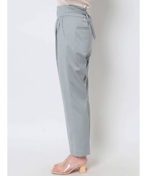 LAGUNAMOON（ラグナムーン）の「バックベルトテーパードパンツ（スラックス・レディース・ライトブルー/ベージュ/ラベンダー・MEDIUM/SMALL）」の5枚目の写真