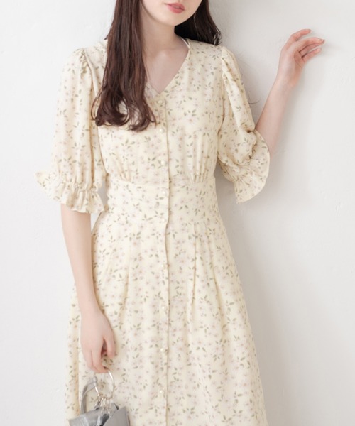 OLIVE des OLIVE（オリーブデオリーブ）の「マーガレットVネックワンピース（ワンピース・レディース・イエロー/ブラック/ミント・FREE）」の3枚目の写真