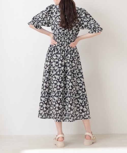 OLIVE des OLIVE（オリーブデオリーブ）の「マーガレットVネックワンピース（ワンピース・レディース・イエロー/ブラック/ミント・FREE）」の14枚目の写真