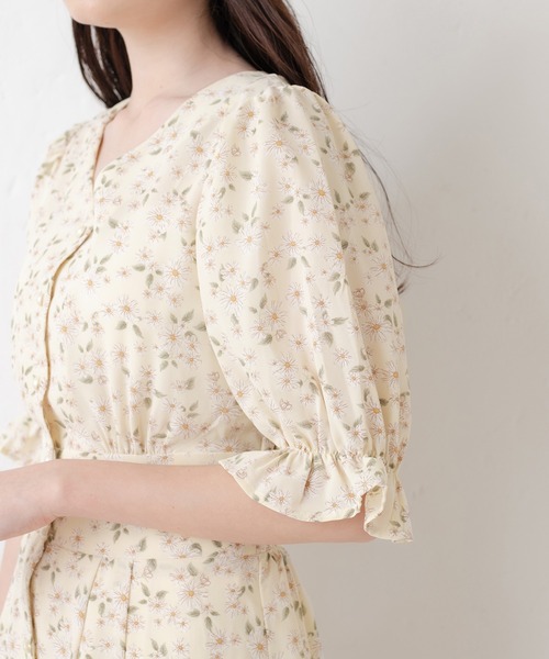 OLIVE des OLIVE（オリーブデオリーブ）の「マーガレットVネックワンピース（ワンピース・レディース・イエロー/ブラック/ミント・FREE）」の10枚目の写真