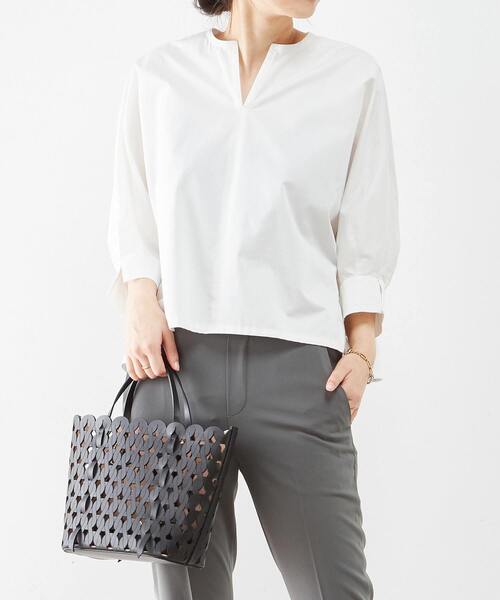martinique(マルティニーク)の「l'heritage martinique/オーガニックコットンサテンブラウス(シャツ/ブラウス・レディース・オフホワイト/オレンジ/サンドベージュ・FREE)」の5枚目の写真