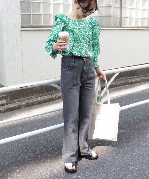 fredy repit（フレディレピ）の「フレアデニムパンツ（デニムパンツ・レディース・ブルー/ブラック・38/36）」の4枚目の写真