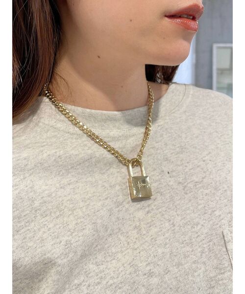 GYDA（ジェイダ）の「JEYSUS PADLOCK ネックレス（ネックレス・レディース・シルバー/ゴールド・FREE）」の3枚目の写真