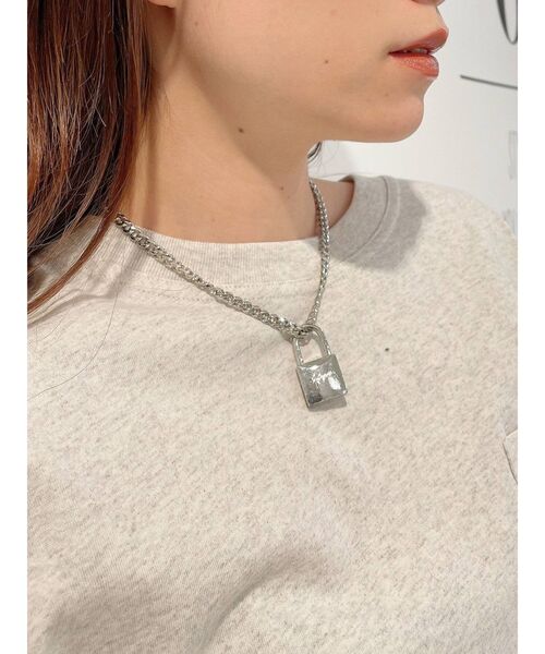 GYDA（ジェイダ）の「JEYSUS PADLOCK ネックレス（ネックレス・レディース・シルバー/ゴールド・FREE）」の7枚目の写真