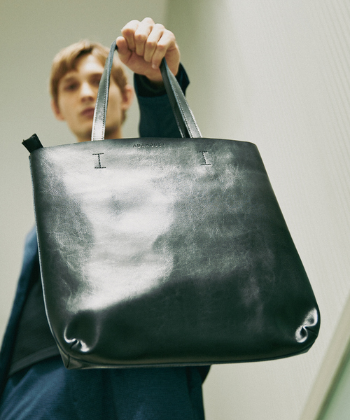 ABAHOUSE GRAY（アバハウスグレイ）の「スプリットレザー 縦型 トートバッグ（トートバッグ・メンズ・キャメル/ブラウン/グレー/ネイビー/ブラック・フリー）」の2枚目の写真