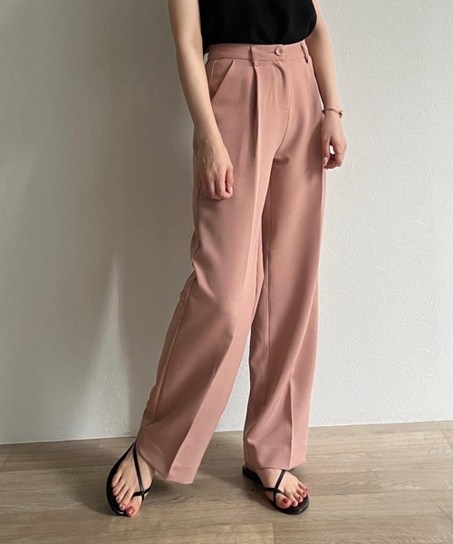 ISOOK(アイスー)の「【ZOZOTOWN限定】Center press slacks / センタープレススラックス(スラックス・レディース・ブラウン/ピンク/アイボリー・FREE)」の3枚目の写真