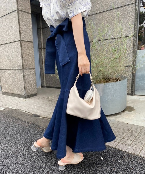 one after another NICE CLAUP（ワンアフターアナザーナイスクラップ）の「Backリボンマーメイドスカート（スカート・レディース・ブラック/モカ/ネイビー/イエロー・SMALL/MEDIUM）」の18枚目の写真