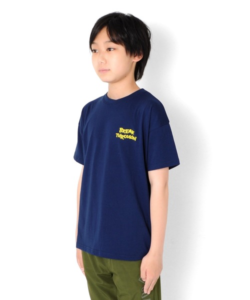 GLAZOS（グラソス）の「天竺・ドロップショルダーグラフィティロゴ半袖Tシャツ（Tシャツ/カットソー・キッズ・ホワイト/ブルー・140cm/150cm/160cm/170cm/130cm）」の8枚目の写真