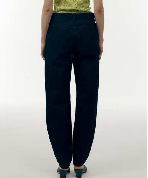 LOW CLASSIC（ロウ　クラシック）の「COCOON FIT DENIM（デニムパンツ・レディース・グレー/ブルー/ブラック系その他・S/XS）」の11枚目の写真